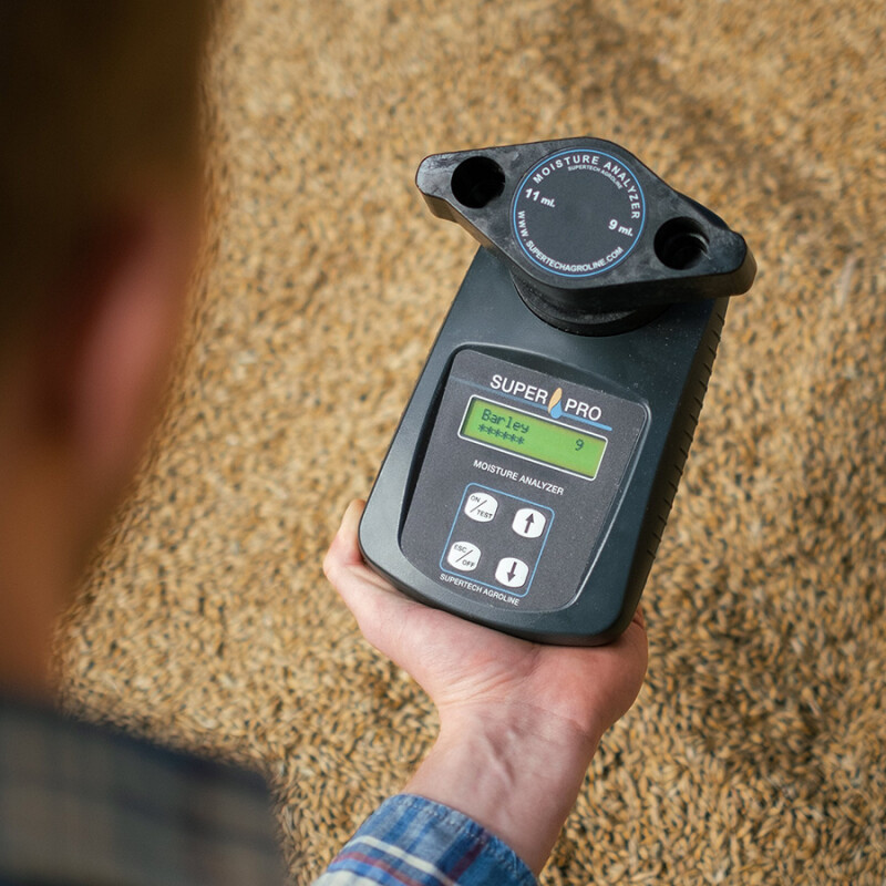 Superpro Portable Digital Grain Moisture Meter with built-in grinder