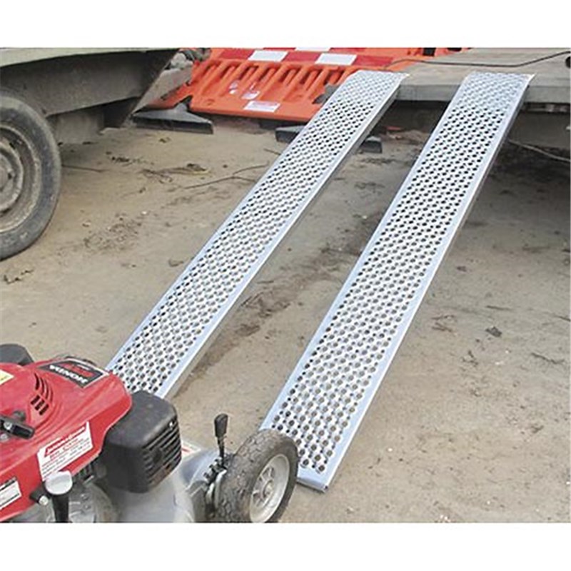 Straight 2.5m Lightweight Aluminium Loading Ramps - A75.25.26S, 1 pair (1,000kg)