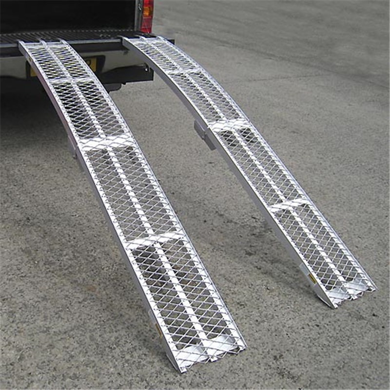 Folding 2.26m Aluminium Loading Ramps - VOK 23/06, 1 pair (570kg)