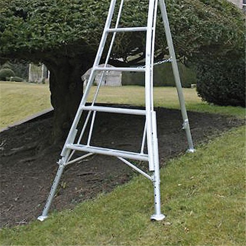 1.8m Tripod Ladder – Adjustable