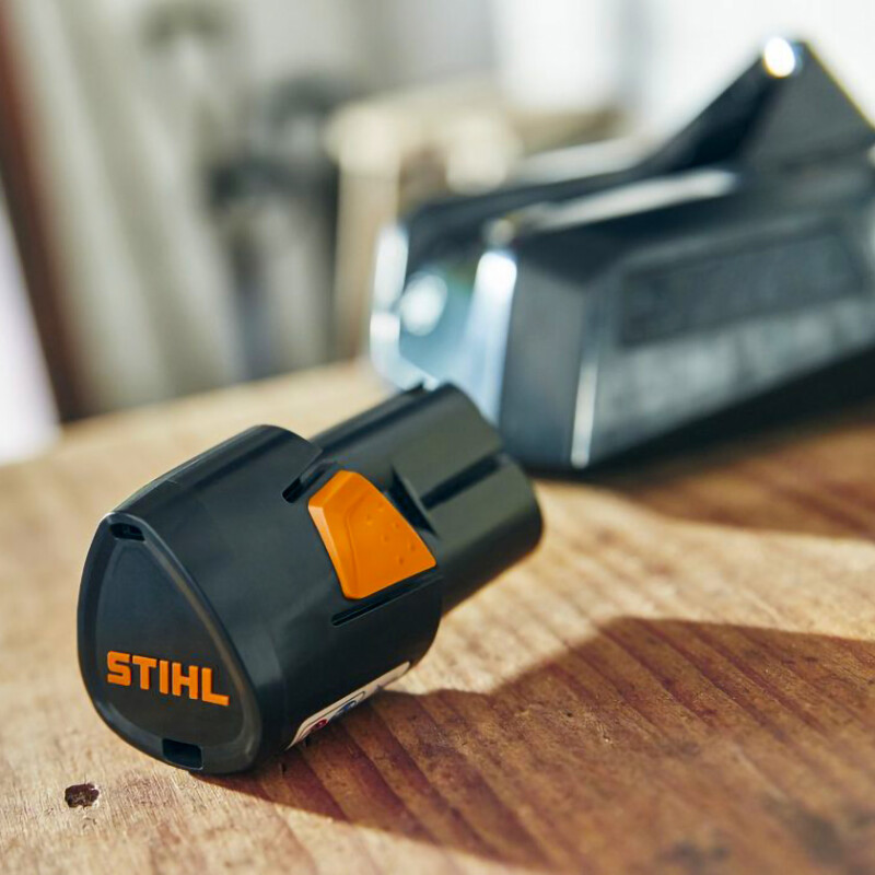 STIHL AS 2 Lithium-Ion 10.8V Battery (EA02 400 6500)